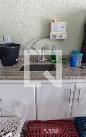 Casa de condomínio à venda com 289m², 3 quartos e 4 vagas Casa de condomínio à venda com 289m², 3 quartos e 4 vagasChurrasqueira