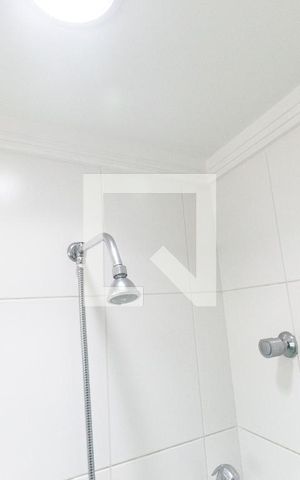 Casa de condomínio à venda com 289m², 3 quartos e 4 vagas Casa de condomínio à venda com 289m², 3 quartos e 4 vagasBanheiro do Quarto 1