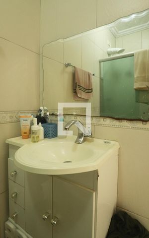 Casa à venda com 350m², 3 quartos e 5 vagasSuíte 2- Banheiro do Quarto 2