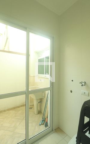 Apartamento à venda com 77m², 2 quartos e 1 vagaÁrea de Serviço