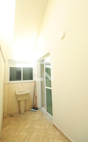 Apartamento à venda com 77m², 2 quartos e 1 vagaÁrea de Serviço