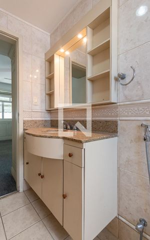 Apartamento à venda com 134m², 3 quartos e 1 vagaBanheiro Suíte