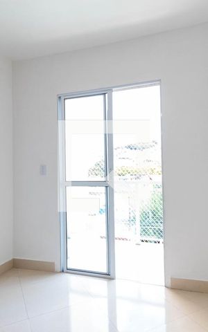 Apartamento para alugar com 48m², 2 quartos e sem vaga Apartamento para alugar com 48m², 2 quartos e sem vagaSala