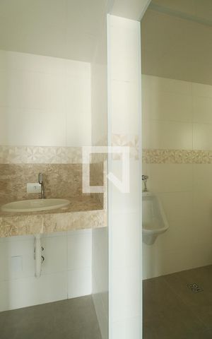 Apartamento à venda com 144m², 3 quartos e 3 vagasBanheiro Social 2