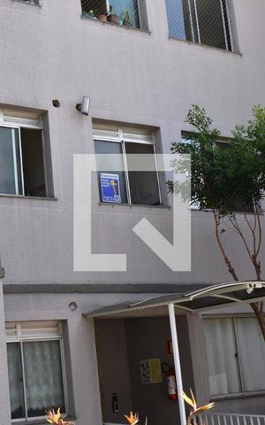 Apartamento para alugar com 44m², 2 quartos e 1 vagaPlaquinha