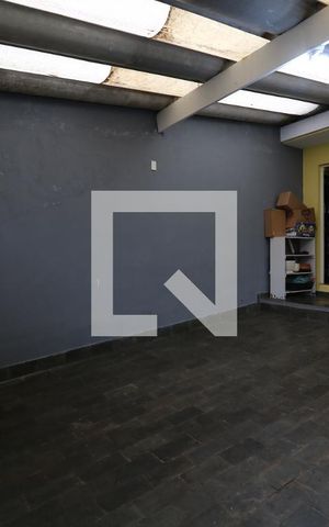 Casa para alugar com 248m², 5 quartos e 4 vagasGaragem - Rua Tupi