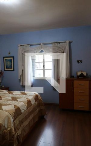 Casa para alugar com 248m², 5 quartos e 4 vagasSuíte 3