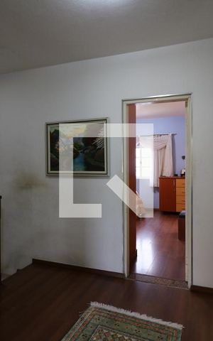 Casa para alugar com 248m², 5 quartos e 4 vagasAcesso aos Quartos