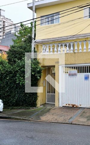 Casa para alugar com 248m², 5 quartos e 4 vagasFachada