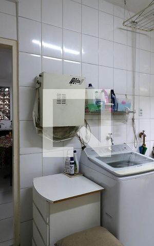 Casa para alugar com 248m², 5 quartos e 4 vagasÁrea de Serviço