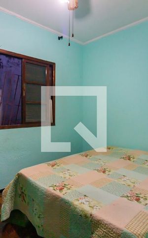 Casa à venda com 212m², 3 quartos e 2 vagas Casa à venda com 212m², 3 quartos e 2 vagasQuarto 2