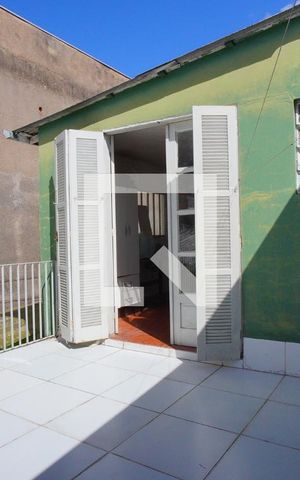 Casa à venda com 580m², 2 quartos e 6 vagasPátio fundos