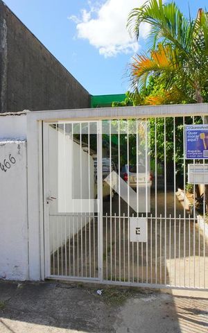 Casa à venda com 580m², 2 quartos e 6 vagasFachada
