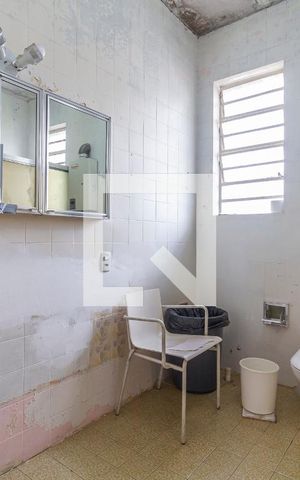 Casa à venda com 568m², 4 quartos e 4 vagasBanheiro da Suíte 2
