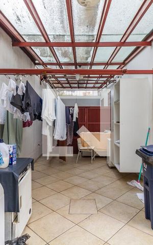Casa à venda com 568m², 4 quartos e 4 vagasÁrea de Serviço