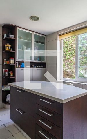Casa à venda com 568m², 4 quartos e 4 vagasCozinha