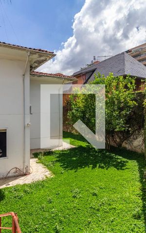 Casa à venda com 568m², 4 quartos e 4 vagasQuintal