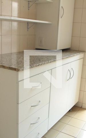 Apartamento para alugar com 55m², 2 quartos e 1 vagaCozinha 