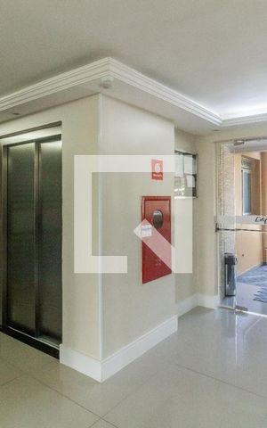Apartamento à venda com 56m², 2 quartos e 1 vaga Apartamento à venda com 56m², 2 quartos e 1 vagaÁrea comum - hall