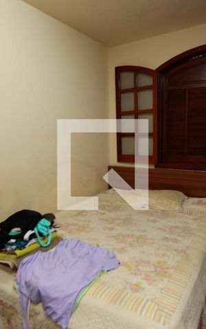 Casa à venda com 118m², 4 quartos e 4 vagas Casa à venda com 118m², 4 quartos e 4 vagasQuarto 1