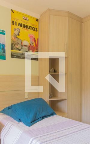 Casa à venda com 440m², 4 quartos e 6 vagas Casa à venda com 440m², 4 quartos e 6 vagasQuarto 1