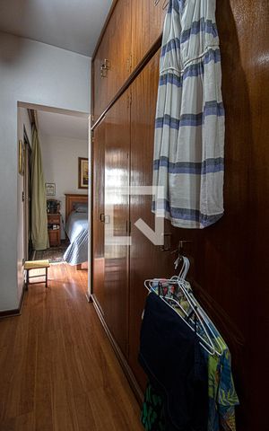 Apartamento à venda com 215m², 4 quartos e 3 vagas Apartamento à venda com 215m², 4 quartos e 3 vagascloset da suíte2_4