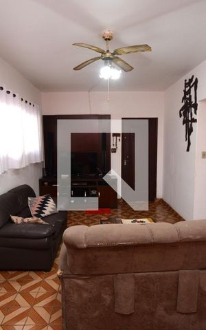 Casa à venda com 300m², 3 quartos e 4 vagasSala