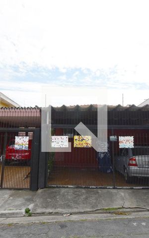 Casa à venda com 300m², 3 quartos e 4 vagasFachada