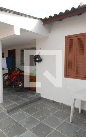Casa à venda com 300m², 3 quartos e 4 vagasQuintal - Edícula