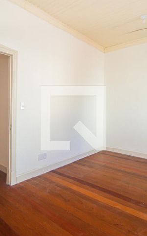 Casa para alugar com 120m², 3 quartos e sem vaga Casa para alugar com 120m², 3 quartos e sem vagaQuarto 3