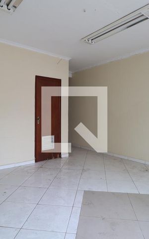 Casa à venda com 250m², 3 quartos e 1 vagaSala