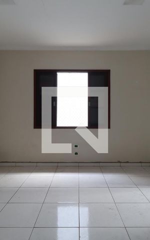 Casa à venda com 250m², 3 quartos e 1 vagaSuíte 1