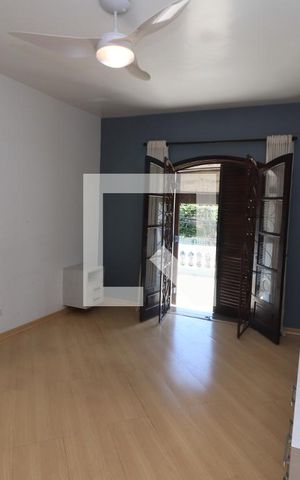 Casa à venda com 240m², 3 quartos e 2 vagasQuarto 1