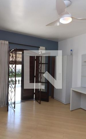 Casa à venda com 240m², 3 quartos e 2 vagasQuarto 1