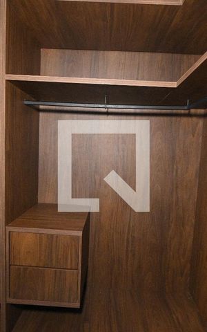 Apartamento para alugar com 110m², 1 quarto e 2 vagas Apartamento para alugar com 110m², 1 quarto e 2 vagasCloset