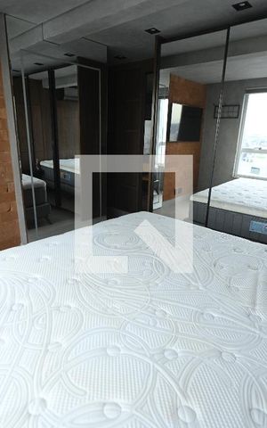 Apartamento para alugar com 110m², 1 quarto e 2 vagas Apartamento para alugar com 110m², 1 quarto e 2 vagasStudio
