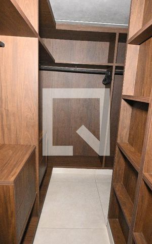Apartamento para alugar com 110m², 1 quarto e 2 vagas Apartamento para alugar com 110m², 1 quarto e 2 vagasCloset