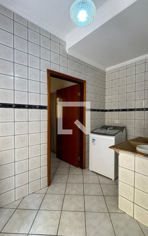 Casa de condomínio à venda com 465m², 4 quartos e 6 vagasÁrea de Serviço
