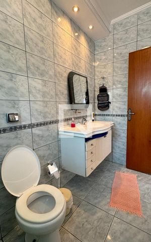 Casa de condomínio à venda com 465m², 4 quartos e 6 vagasBanheiro da Suíte 3