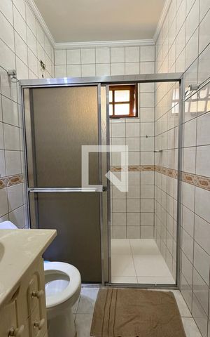 Casa de condomínio à venda com 465m², 4 quartos e 6 vagasBanheiro da Suíte 2