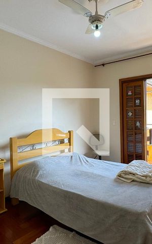Casa de condomínio à venda com 465m², 4 quartos e 6 vagasSuíte 3