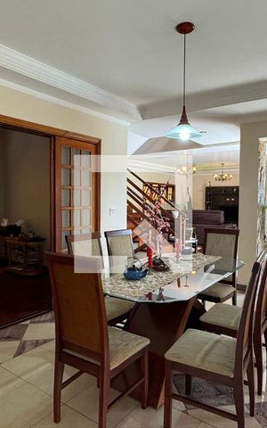 Casa de condomínio à venda com 465m², 4 quartos e 6 vagasSala de Jantar