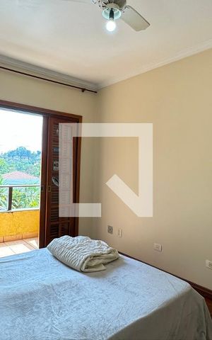 Casa de condomínio à venda com 465m², 4 quartos e 6 vagasSuíte 3