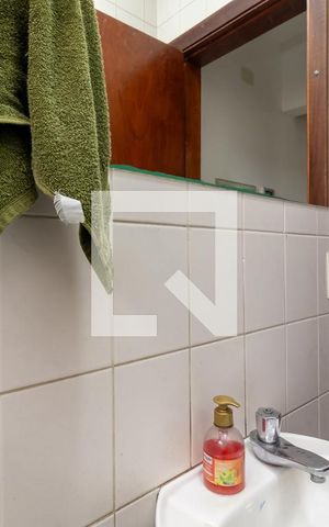 Casa à venda com 89m², 2 quartos e 2 vagasLavabo