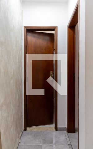 Casa à venda com 89m², 2 quartos e 2 vagasCorredor dos Quartos