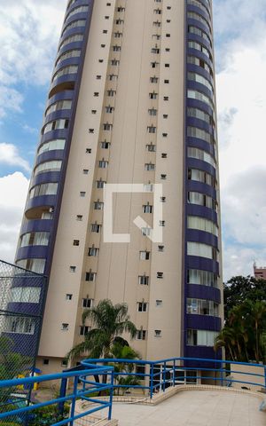 Apartamento para alugar com 81m², 2 quartos e 2 vagas Apartamento para alugar com 81m², 2 quartos e 2 vagasFachada
