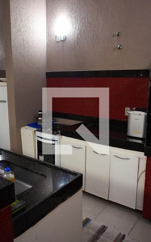 Casa à venda com 288m², 6 quartos e 3 vagas Casa à venda com 288m², 6 quartos e 3 vagasEspaço Gourmet