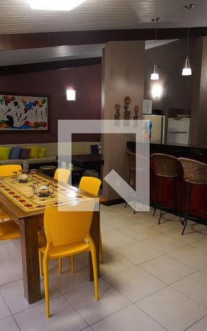 Casa à venda com 288m², 6 quartos e 3 vagas Casa à venda com 288m², 6 quartos e 3 vagasEspaço Gourmet