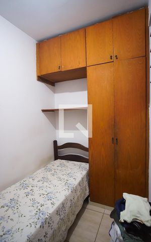 Casa à venda com 288m², 6 quartos e 3 vagas Casa à venda com 288m², 6 quartos e 3 vagasQuarto 1