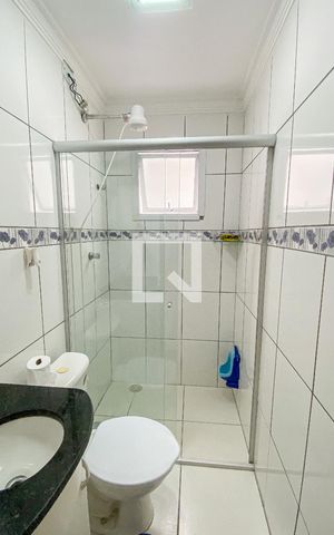 Apartamento à venda com 118m², 2 quartos e 1 vaga Apartamento à venda com 118m², 2 quartos e 1 vagaBanheiro